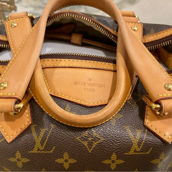 💯Authentic Louis Vuitton Retiro PM Monogram Bag - Picture 4 of 16